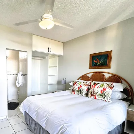 Alluring Beachscapes In Umdloti Exterior photo