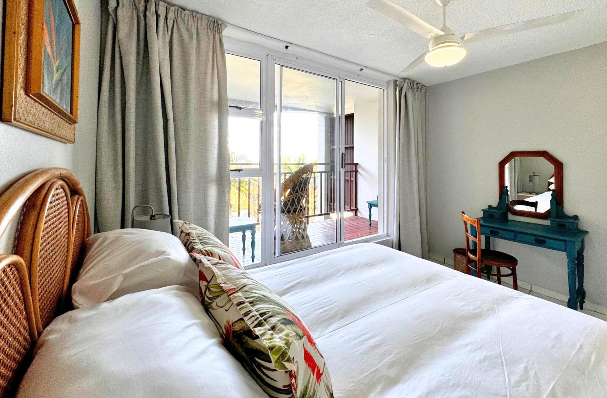 Apartment Alluring Beachscapes In Umdloti