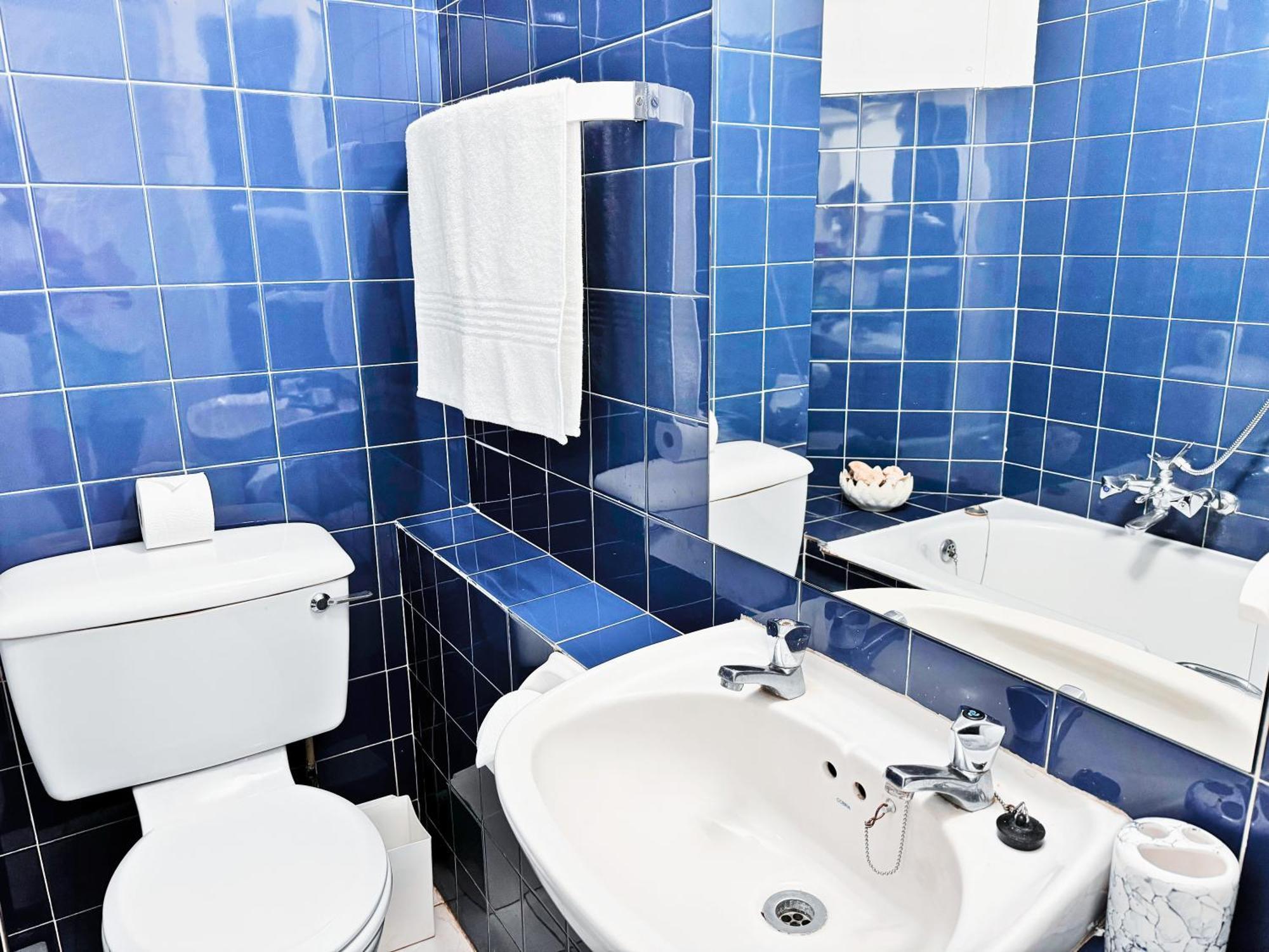 Alluring Beachscapes In Apartment Umdloti